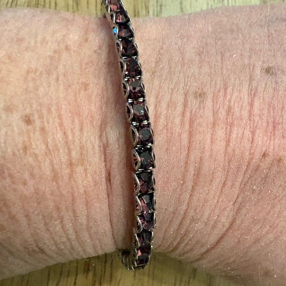 6 Elegant Green stretch Bracelet by Touchstone Crystal $20 each - Picture 5 of 7